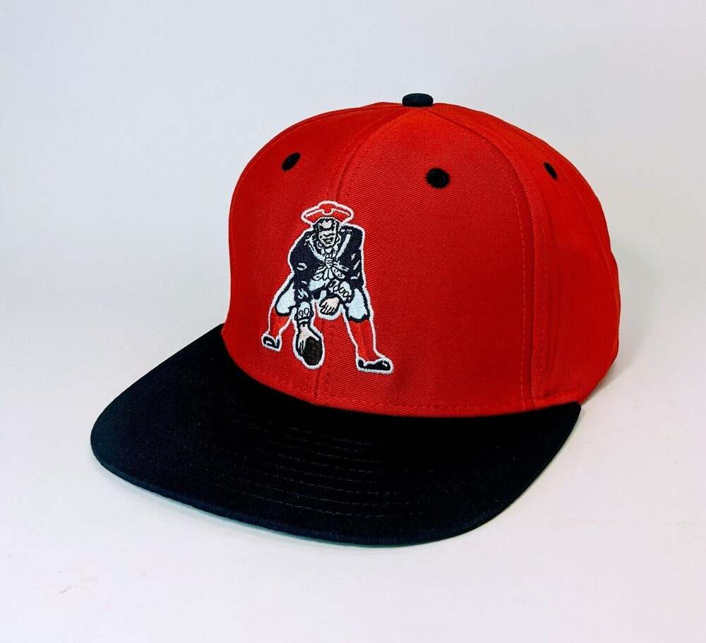Vintage New England Patriots Primary Logo Adjustable Snapback Hat / Cap - NWT